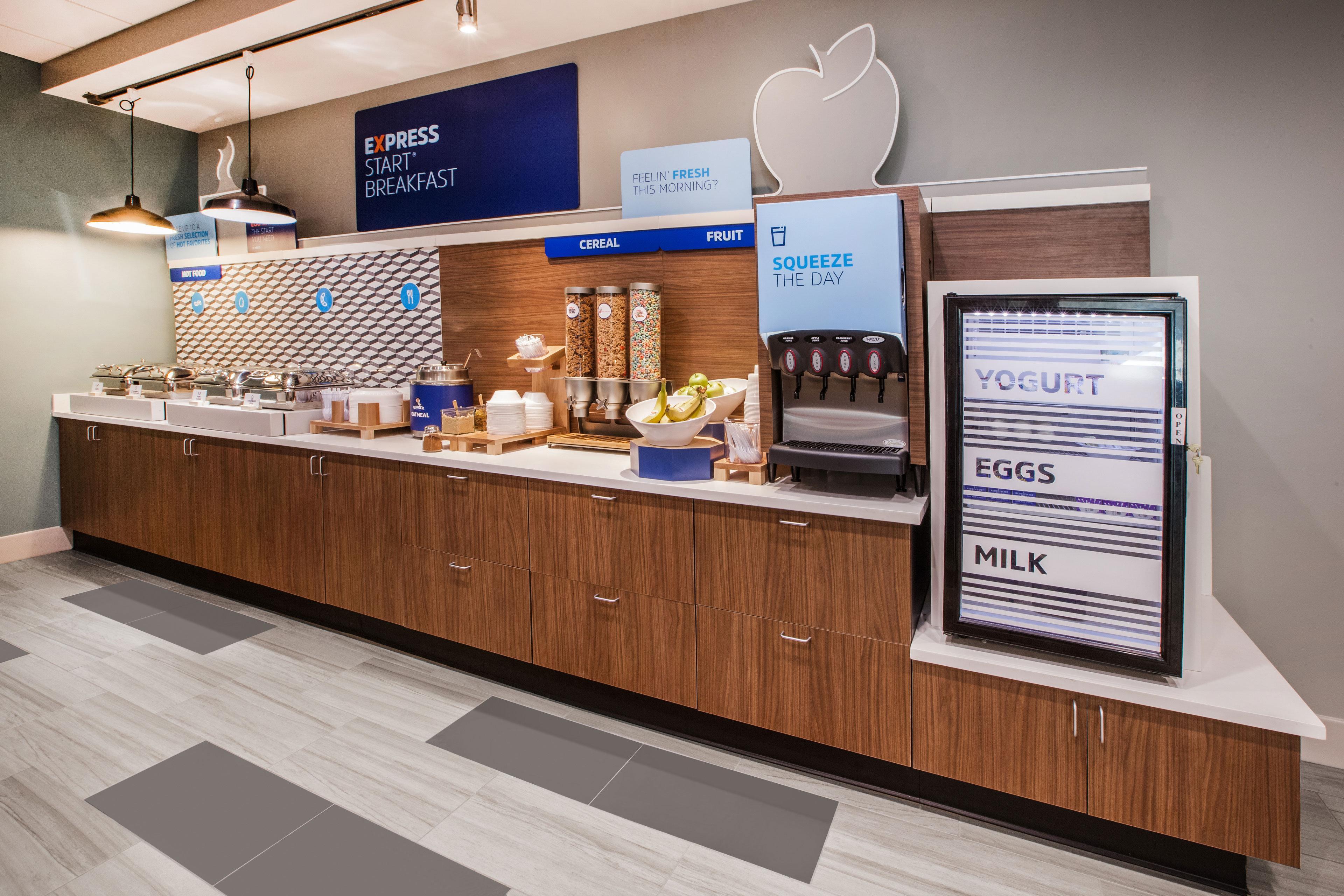 Holiday Inn Express Toledo North By Ihg Exterior foto